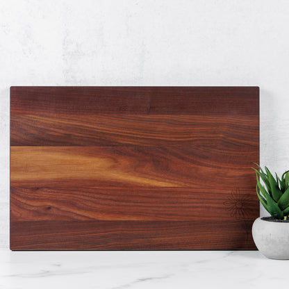 Traditional Wood Cutting Board - 16" x 10.5"