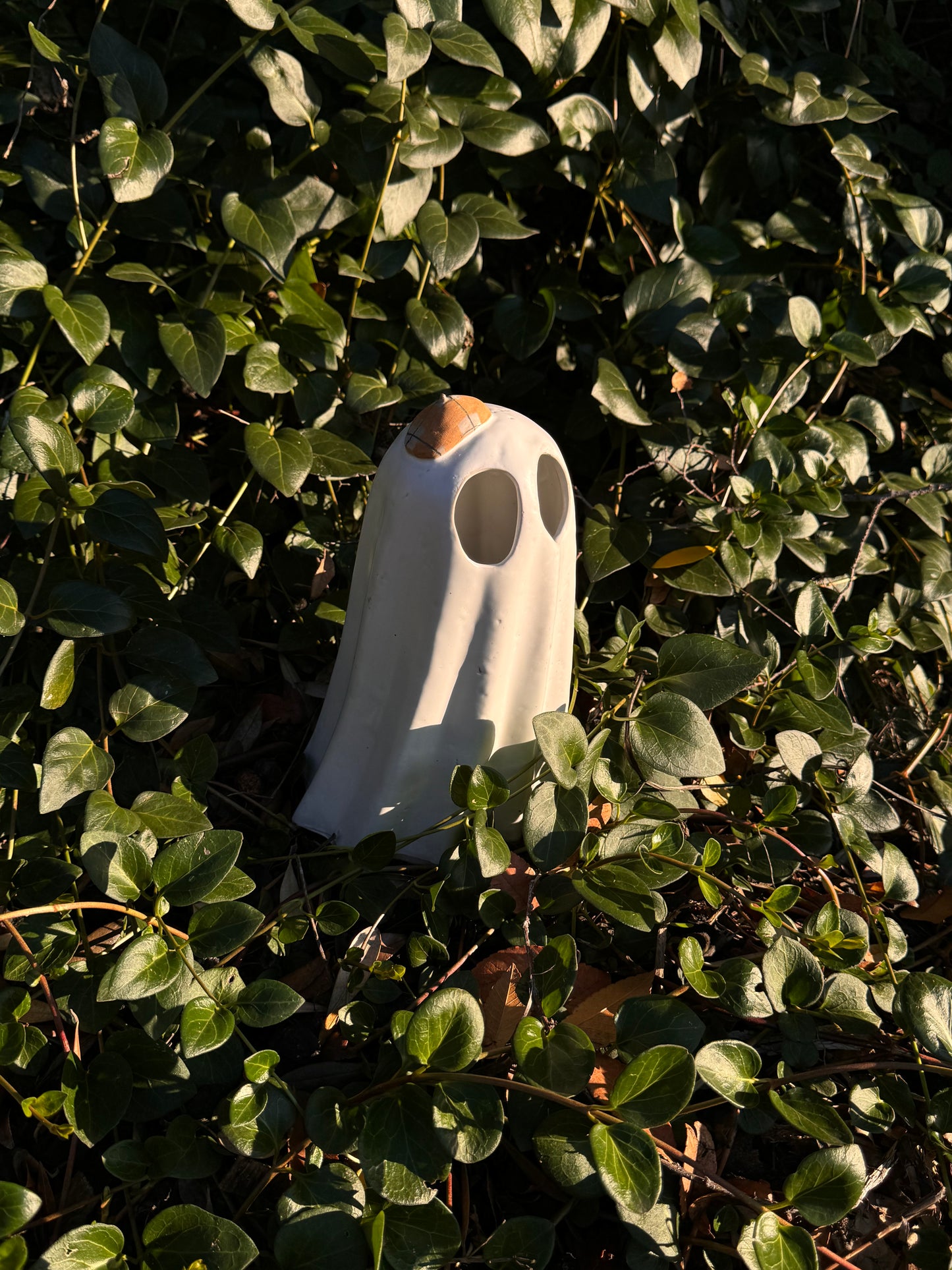 Porcelain Beret Ghost - Medium